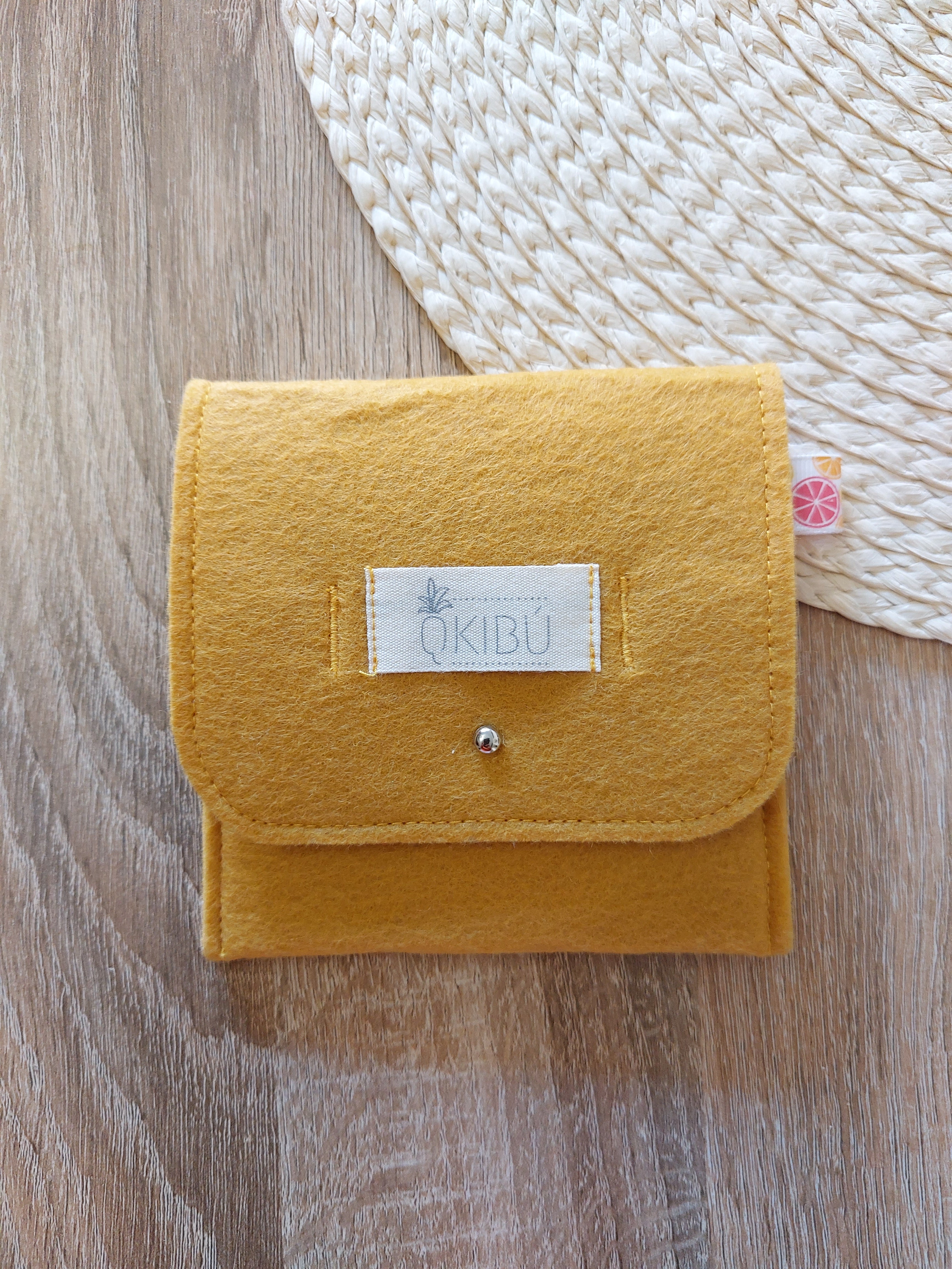 Qkibú Felt Keeper Sand